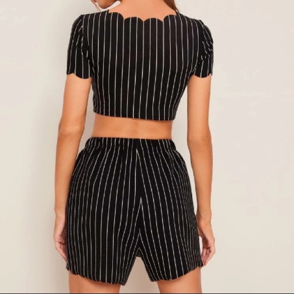 NEW 2 Piece Set Top and Shorts - Picture 3 of 8